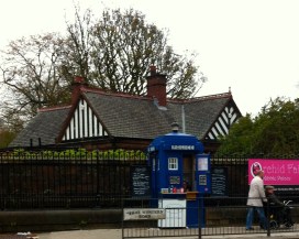 Park coffeeshop. Bigger on the inside.