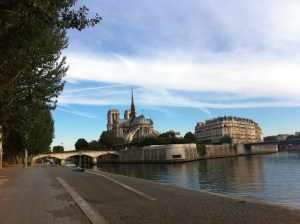 Sunrise along the Seine