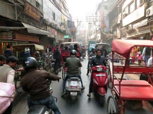 Sharing the road [(c) J Roper 2016]